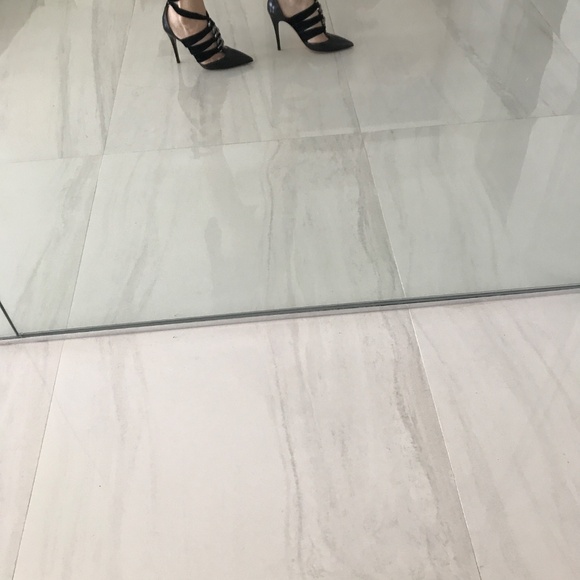 Authentic Valentino heels - Picture 14 of 16